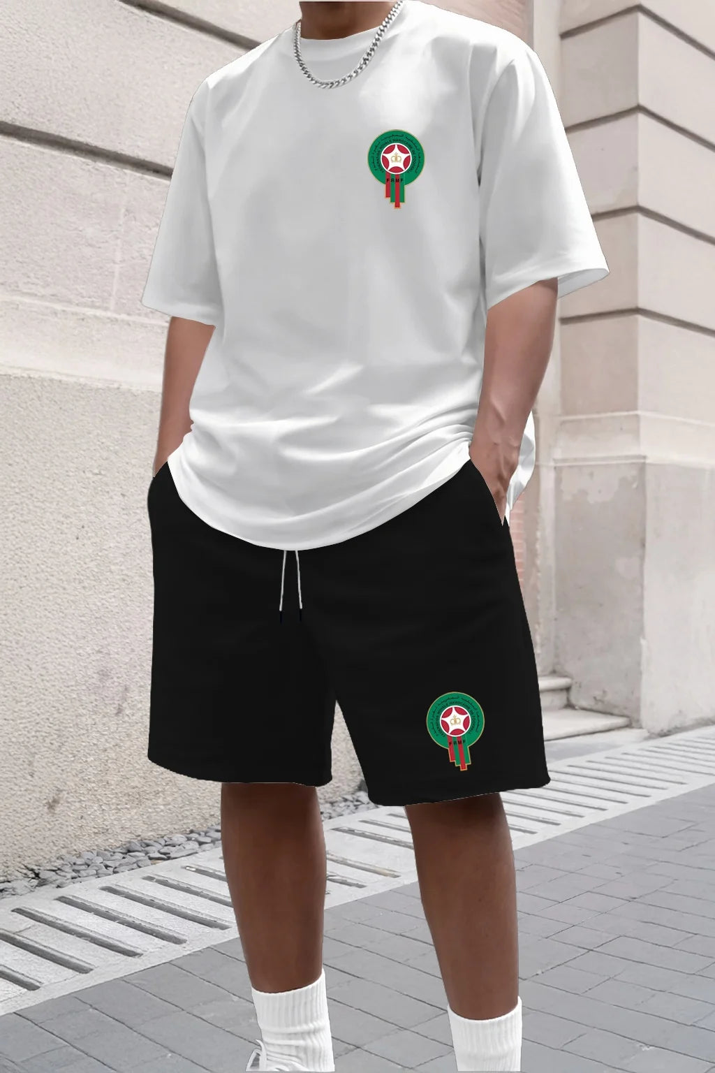 Ensemble deux pièces décontracté et tendance pour jeunes hommes, t-shirt à manches courtes et short imprimés pour l'été